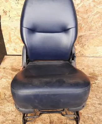 Volkswagen Sharan Second row seats 7M0883013