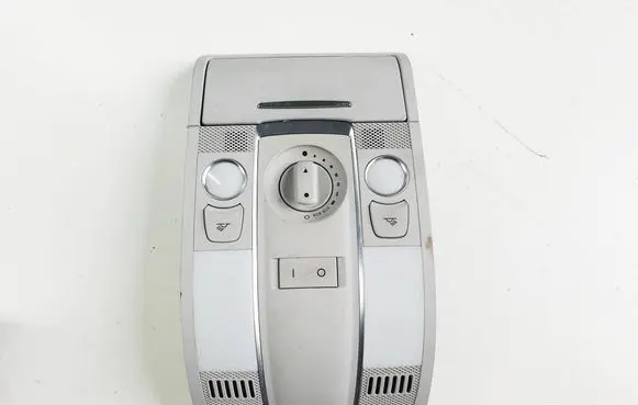 Audi A6 S6 C6 4F Front seat light 4F0947135CA