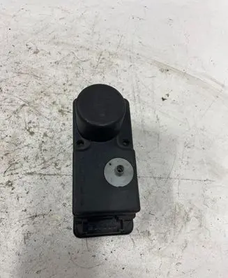 Volkswagen PASSAT B4 Vacuum pump 1H0962257G
