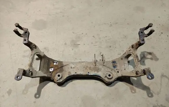 Renault Master II Front subframe