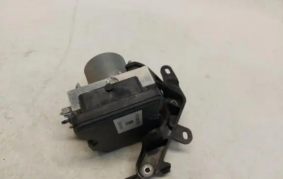 Tesla Model Y ABS Pump 1044745-00-B-JLK01