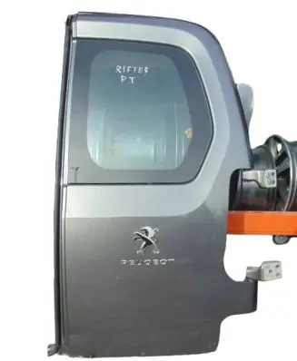 Peugeot Rifter Rear door