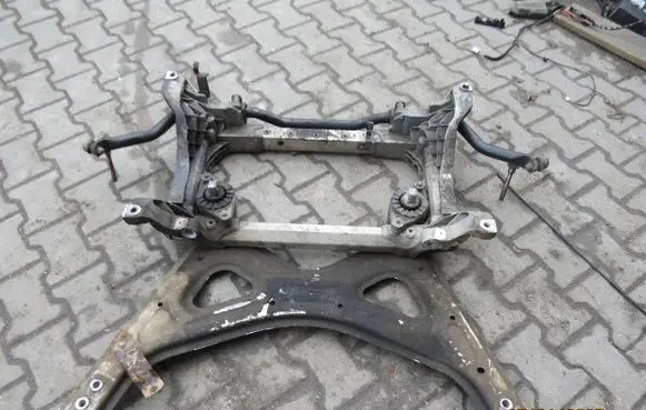 Maserati Ghibli Front subframe 0670001453