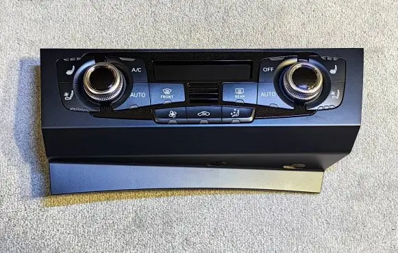 Audi A5 8T 8F Climate control unit 8K1820043BC 8K1820043AE 8K1820043AK