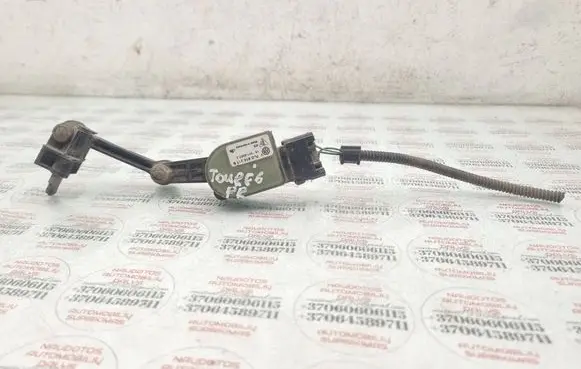 Volkswagen Touareg I Headlight/headlamp level sensor 7L0616213B