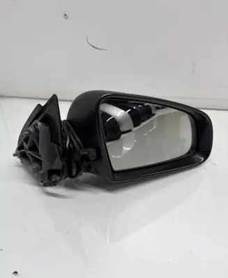 Audi A4 S4 B7 8E 8H Front door electric wing mirror 500A9