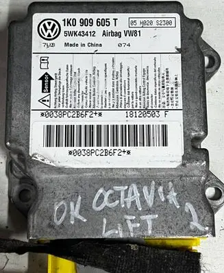 Volkswagen Jetta V Airbag control unit/module 1K0909605T 5WK43412 05H020S2300