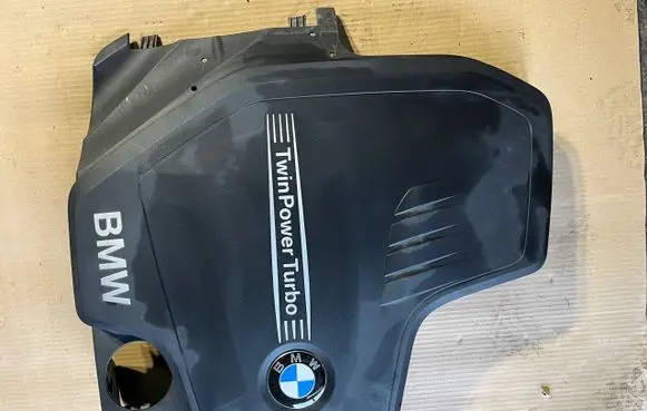 BMW 5 F10 F11 Engine cover (trim) 7644092