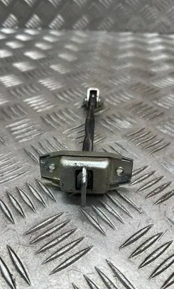 Toyota RAV 4 (XA40) Rear door check strap stopper