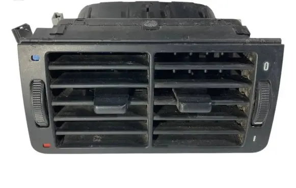 BMW 7 E38 Rear air vent grill 8390117 64228390117 8390290