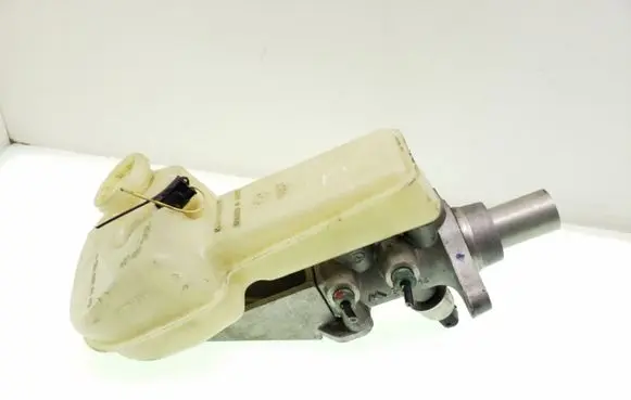 Mercedes-Benz R W251 Master brake cylinder A2514300202