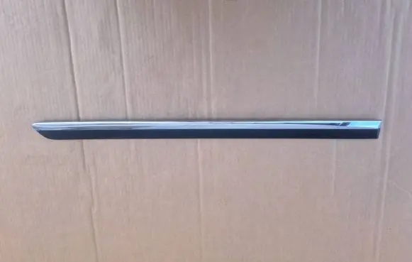 Volkswagen Golf Plus Rear door trim (molding) 5M0853754C