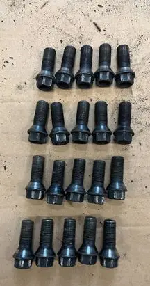 BMW 3 G20 G21 Nuts/bolts 36136890324 6890324