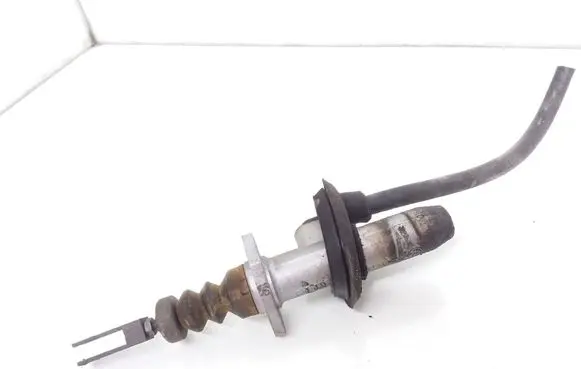 Clutch master cylinder