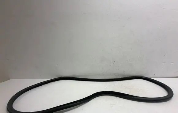 Volvo S80 Rear door rubber seal (on body)