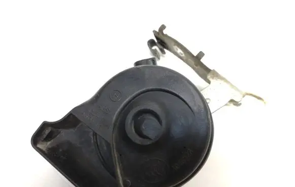 Volkswagen PASSAT B7 Horn signal 7no951223a 3aa951182 A046522