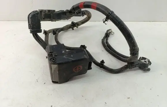 Positive cable (battery)