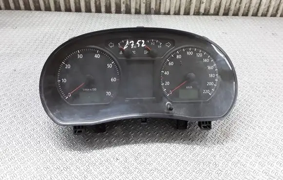 Volkswagen Polo IV 9N3 Speedometer (instrument cluster) 6Q0920803E