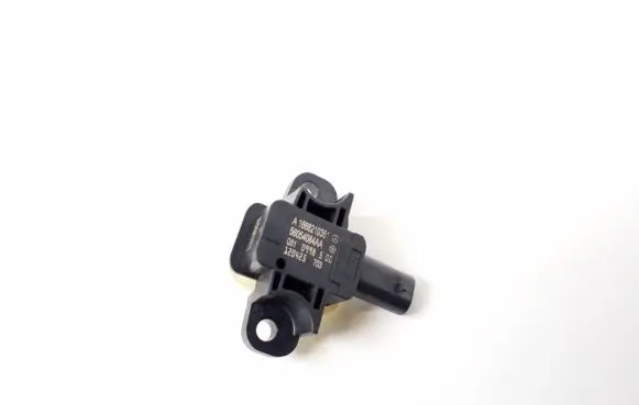 Mercedes-Benz ML W166 Airbag deployment crash/impact sensor A1668210351