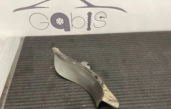 Porsche Macan (95B) Rear mudguard 95B825213A