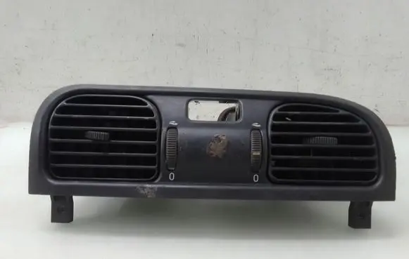 Volvo S40, V40 Dash center air vent grill 30644042
