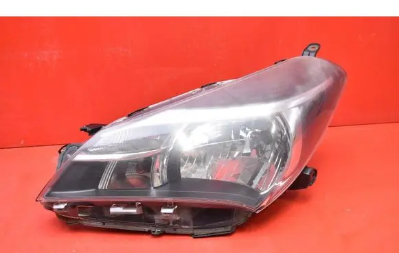 Toyota Yaris Headlight/headlamp 0D-158