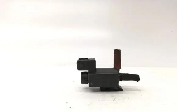 BMW 5 F10 F11 Turbo solenoid valve 7810831