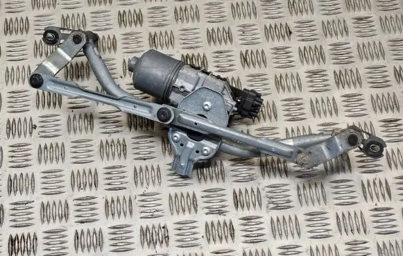 Front wiper linkage and motor