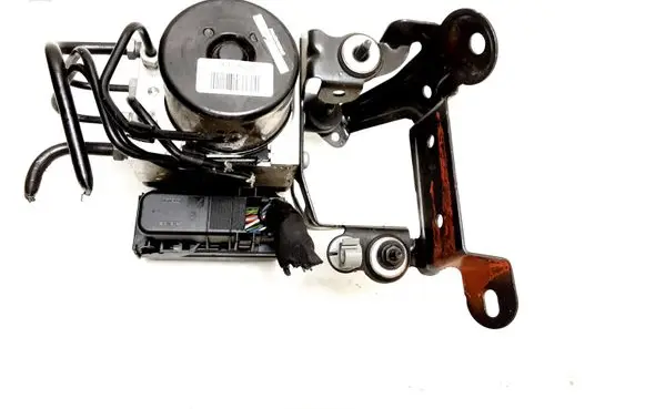 Volvo XC60 ABS Pump 31423348