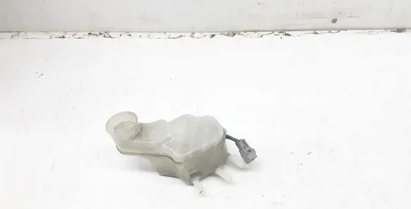 Brake fluid reservoir