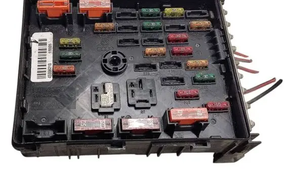 Volkswagen PASSAT CC Fuse module 3C0937125 63592777