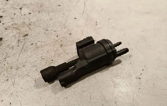 Mercedes-Benz E W213 Vacuum valve 0025407097