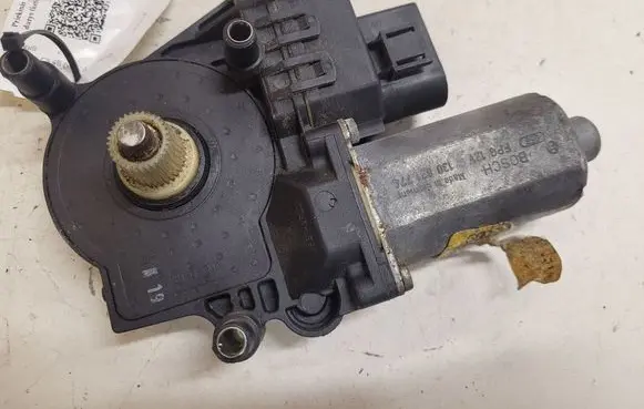 Audi A6 S6 C5 4B Front door window regulator motor 0130821774 102854XXX