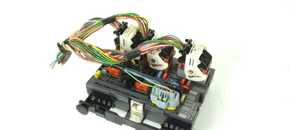 Peugeot 308 BSM Control unit 9675878480 BSMR0500