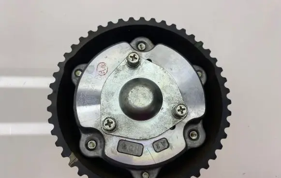 Subaru Legacy Camshaft pulley/ VANOS 