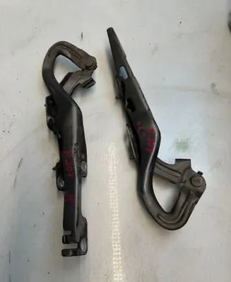 Peugeot 207 Engine bonnet/hood hinges 9650866980
