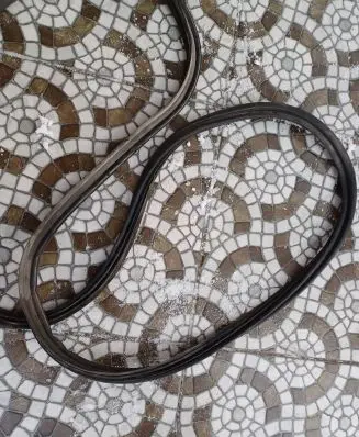 Toyota Avensis T270 Trunk rubber seal (body) 