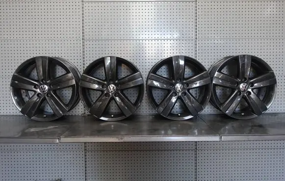 Volkswagen Cross Touran I R17 alloy rim 1T0601025T