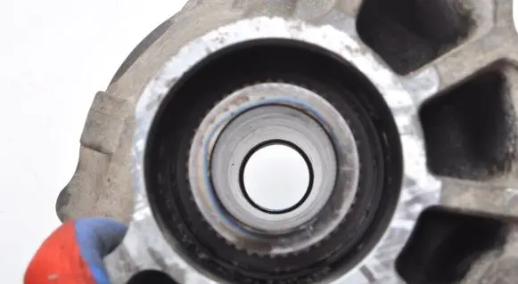 Volvo S60 Rear gearbox reducer/haldex oil pump 