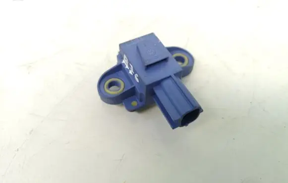 Volkswagen Golf V Airbag deployment crash/impact sensor 1K0955557A