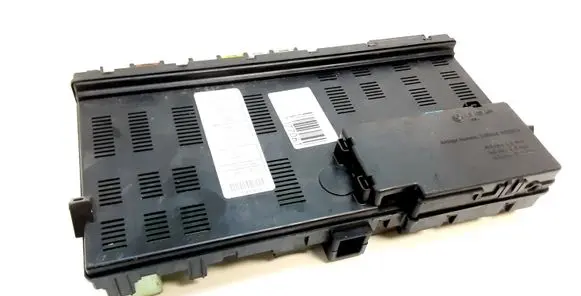 BMW X5 E53 Fuse module 8380409