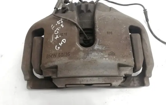 BMW 5 GT F07 Front brake caliper