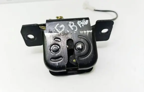 KIA Carens I Tailgate/trunk/boot lock/catch/latch 