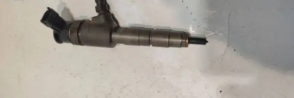Ford Mondeo MK V Fuel injector 0445110489
