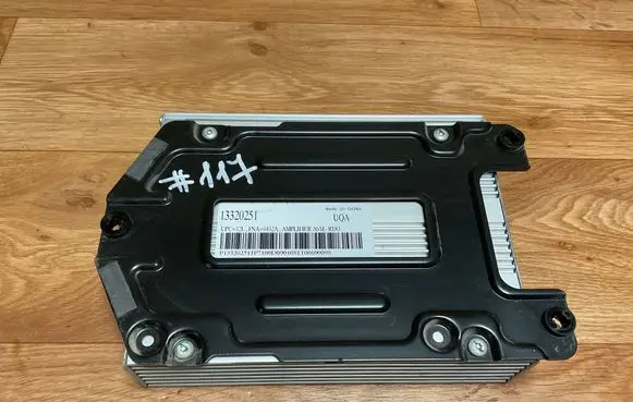 Opel Insignia A Sound amplifier 13320251 FNA0432A