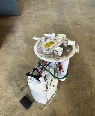 Hyundai i20 (BC3 BI3) In-tank fuel pump 31110Q0500 1000M26630 1438562986