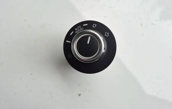 Volkswagen Touareg II Multifunctional control switch/knob 7P6927135A
