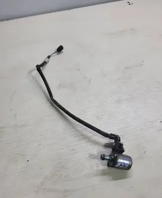 Mercedes-Benz C W204 Hydraulic servotronic pressure valve 613664