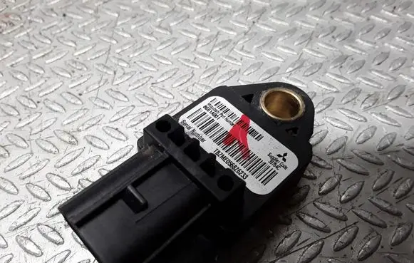 Peugeot 4007 Airbag deployment crash/impact sensor 8651A001