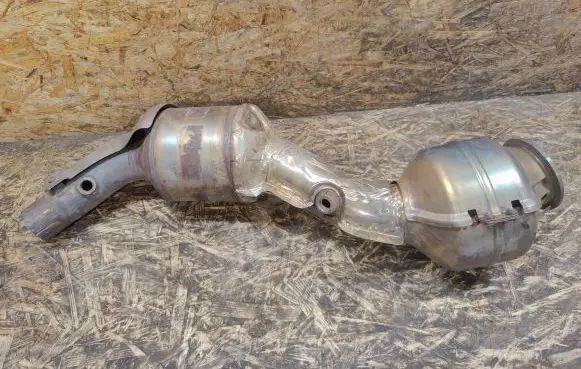 Jaguar XE Catalyst/FAP/DPF particulate filter JX735E212BB J252B180909180442 HX735H285CA